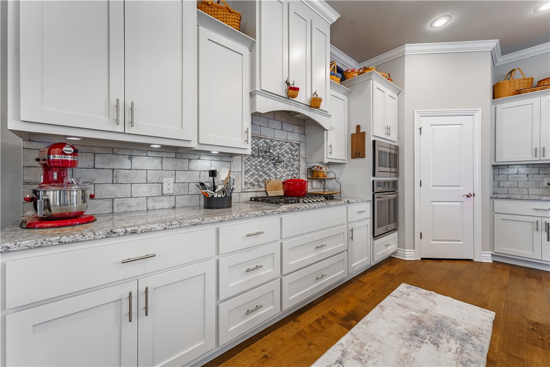 Elmdale Lake Estates - Residential