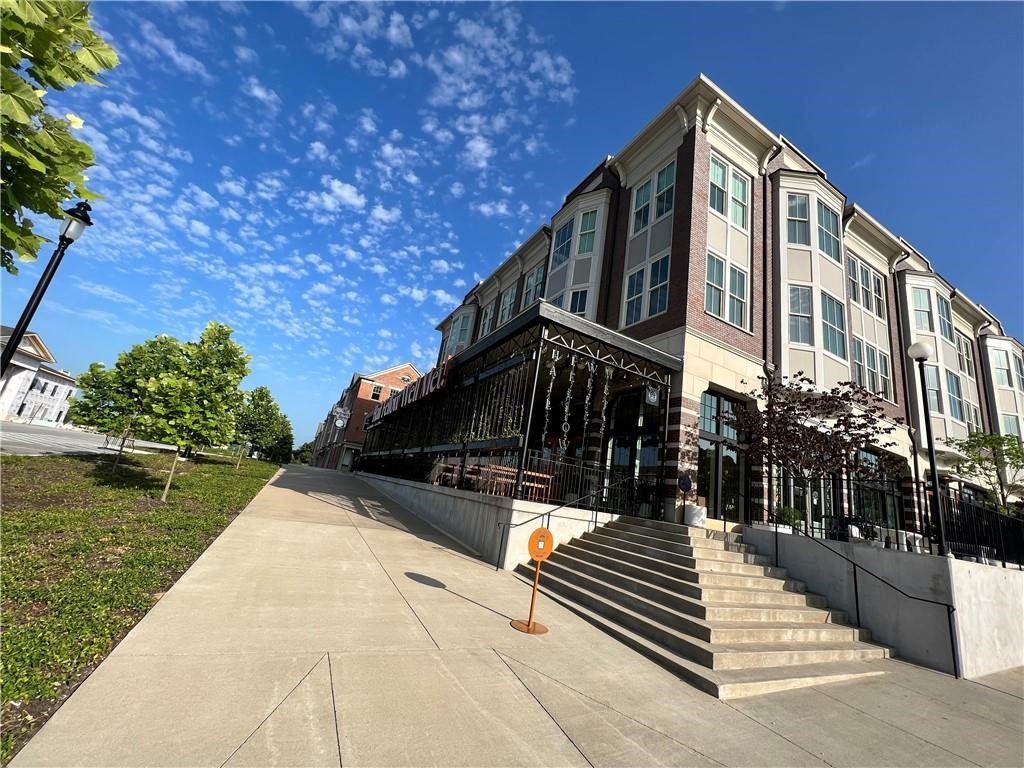 Johnson Square Ph 1B - Residential Lease