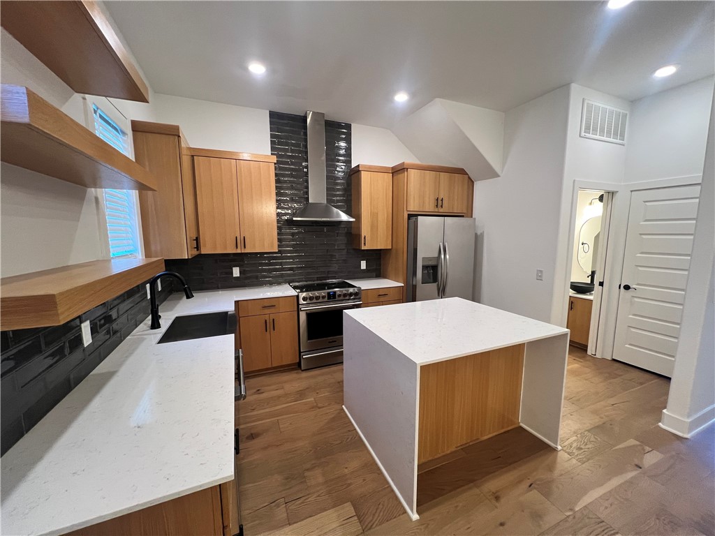 Johnson Square Ph 1B - Residential Lease