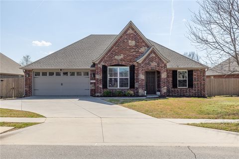 3917 W Mountain View Drive Fayetteville AR 72704