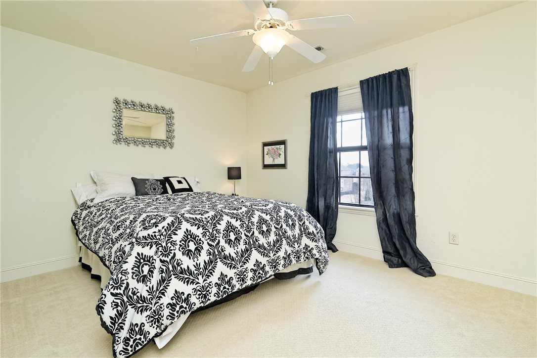 Shadow Valley Phase III Rogers - Residential