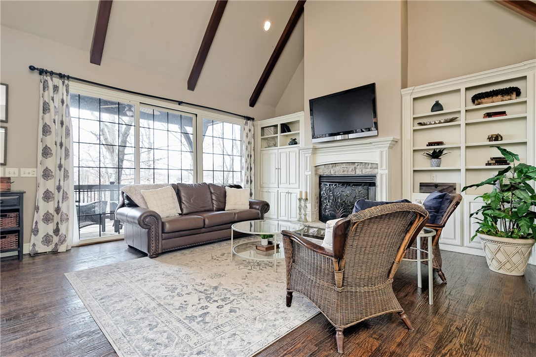 Shadow Valley Phase III Rogers - Residential