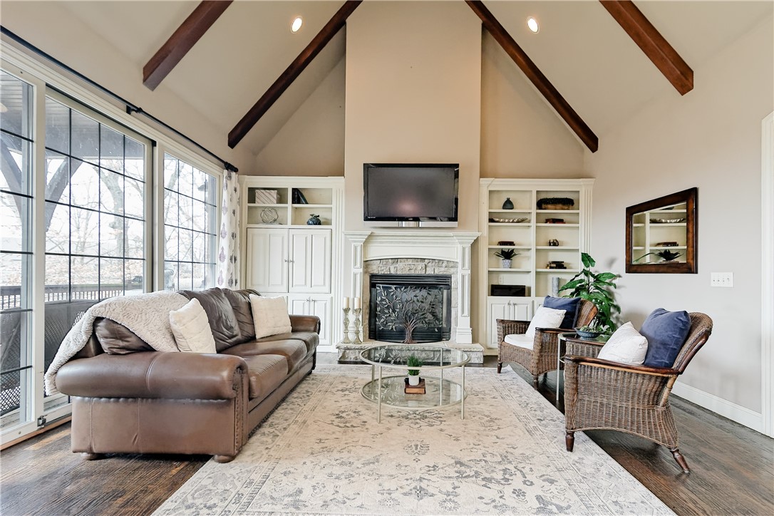 Shadow Valley Phase III Rogers - Residential