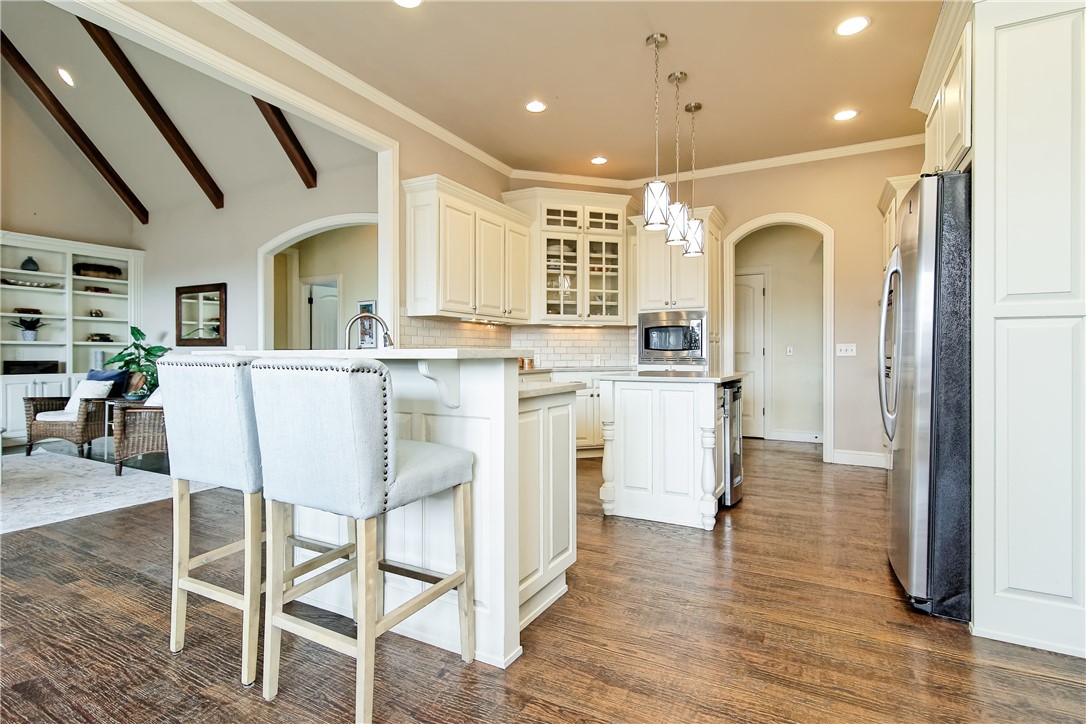 Shadow Valley Phase III Rogers - Residential