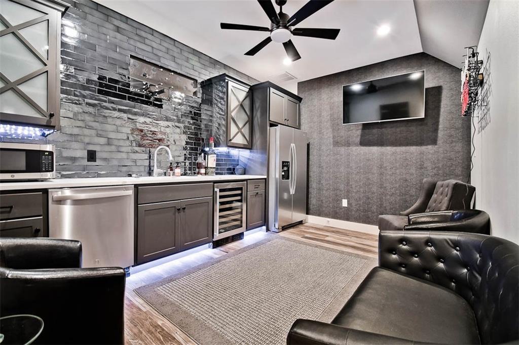 Moonlight Valley - Residential Lease