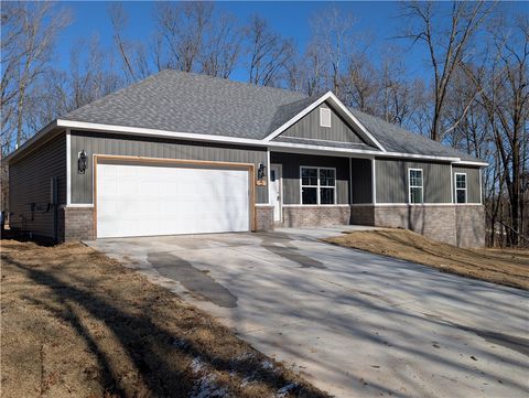 Photo of 5 Roddam Lane, Bella Vista, AR 72715 (MLS # 1329940)