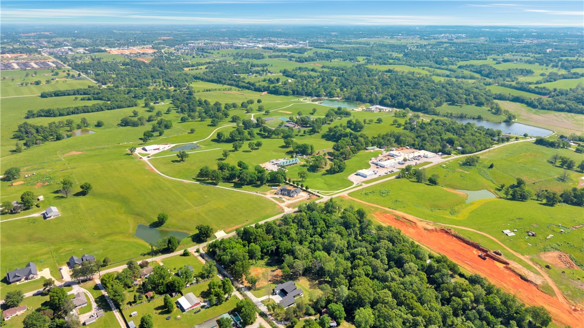 Tontitown Outlots - Land