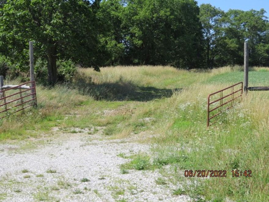 Property has Not been on the market for over 60 years .hwy 170 Frontage ,  Open ( Hay Field )   back of property Wooded , Ponds , Roads are being Built in the wooded area .View -Privacy  something for every one .  This Property has it all . 





roperty is Price as one track 80 acres .  Call Agent for more info . 
 Property is being Split into Estate Tracks ,Development is underway . Frontage would be pasture & Wooded . Back is very Private & Wooded .






view one could want