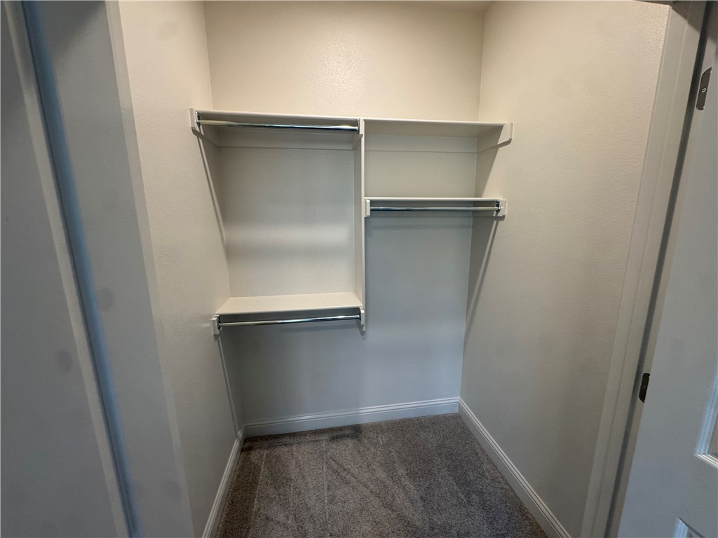 BLOSSOM WOODS - Residential Lease