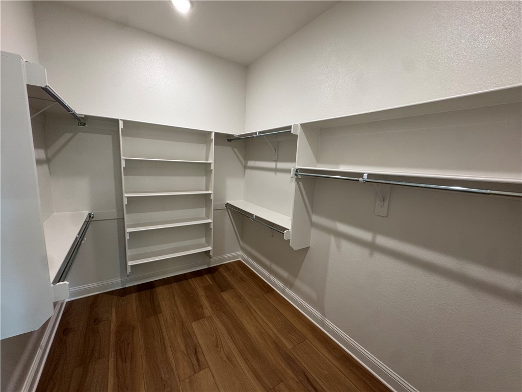 BLOSSOM WOODS - Residential Lease