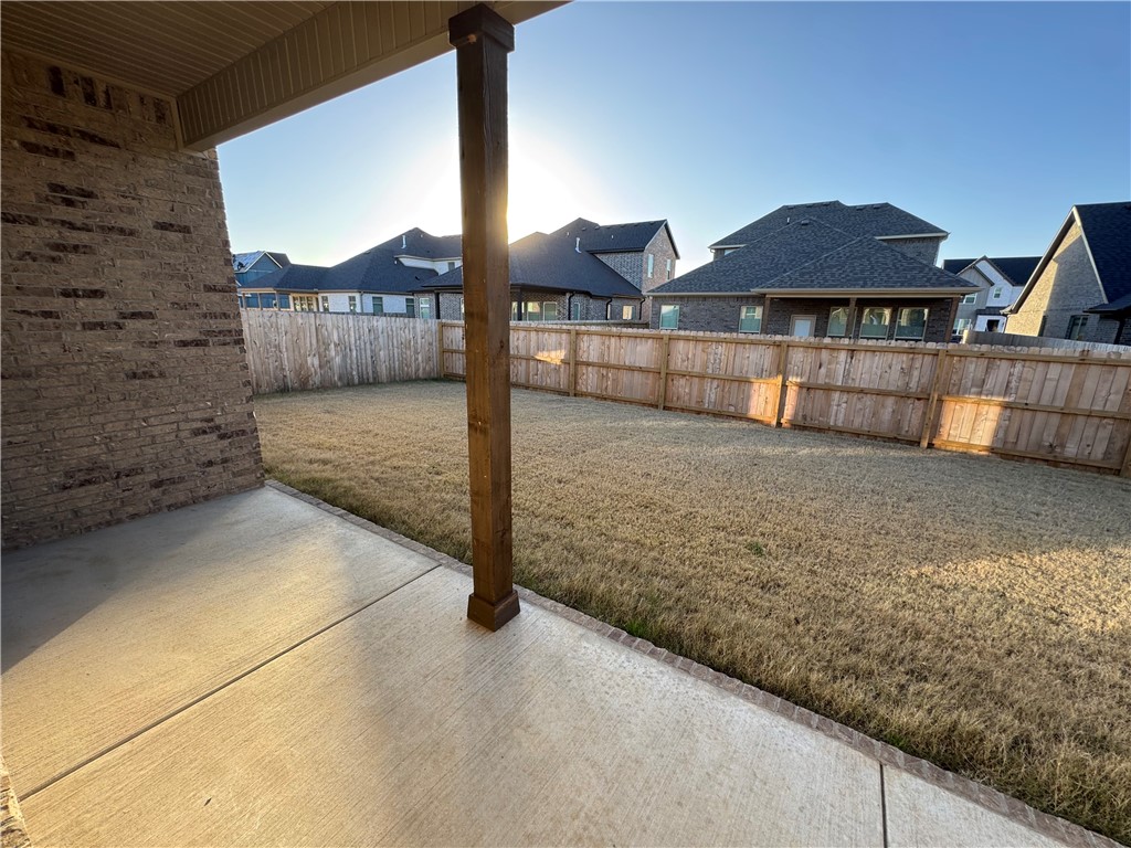 BLOSSOM WOODS - Residential Lease