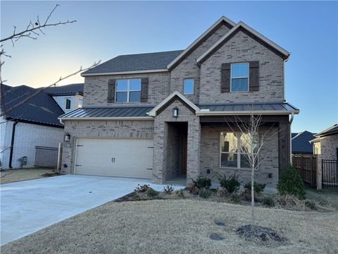 Photo of 3004 S 14th Street, Rogers, AR 72758 (MLS # 1331245)