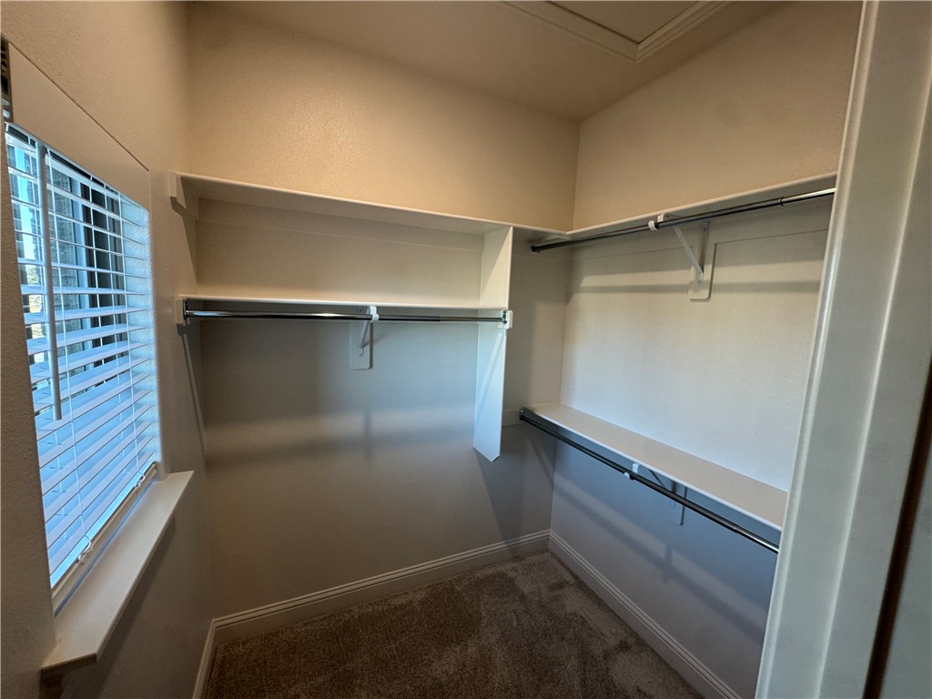 BLOSSOM WOODS - Residential Lease