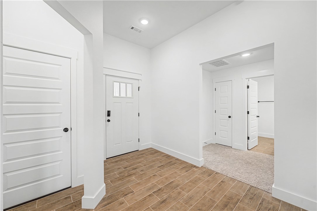 The Pines at Orchard Park - Residential