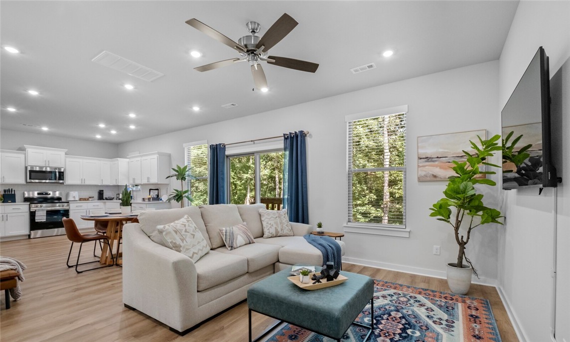 Cornwall Sub Bvv - Residential Lease