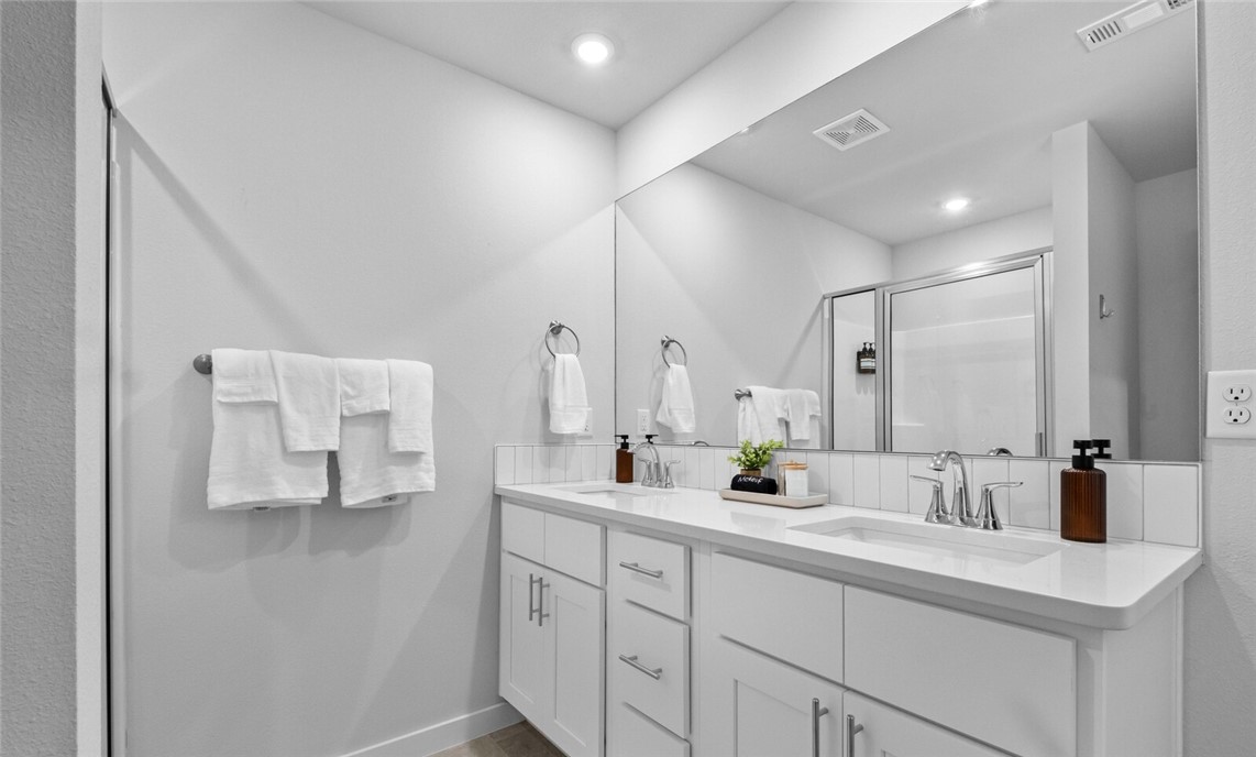 Cornwall Sub Bvv - Residential Lease