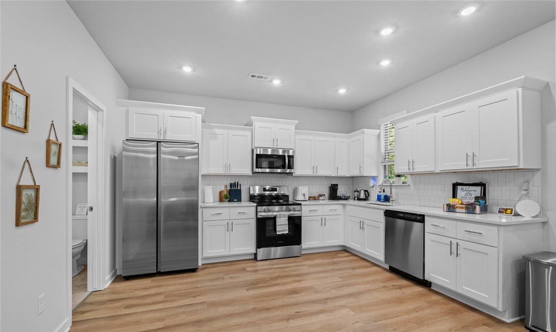 Cornwall Sub Bvv - Residential Lease