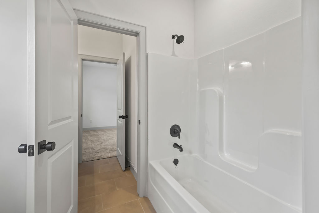 Veneto - Residential Lease