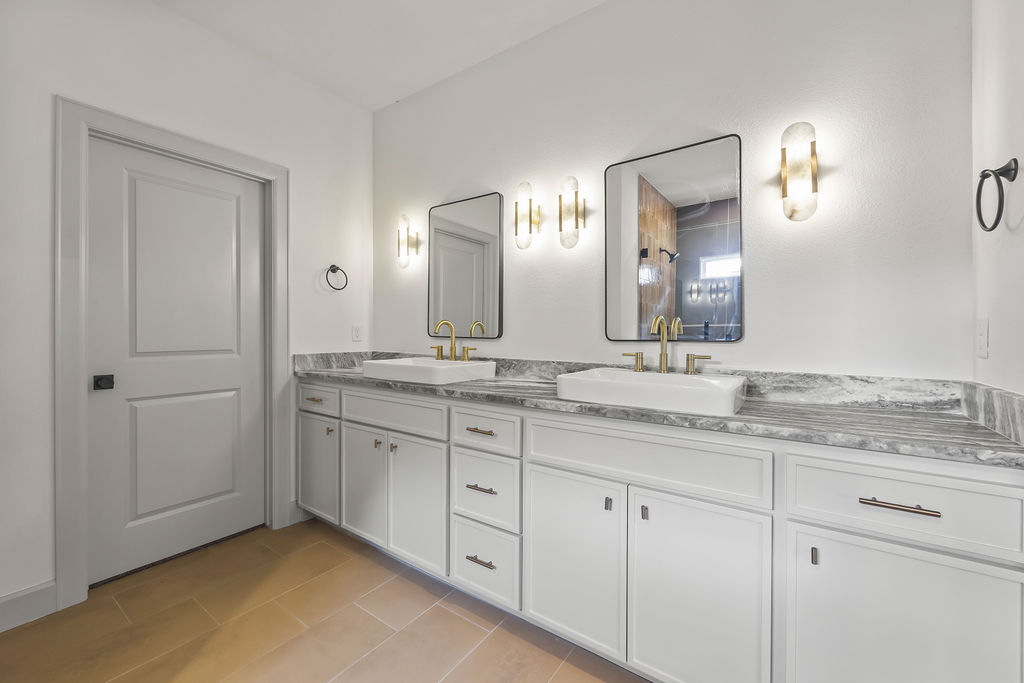 Veneto - Residential Lease