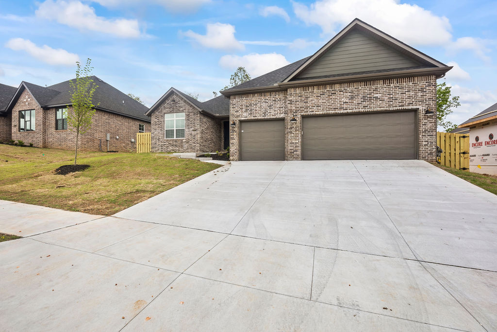 Veneto - Residential Lease