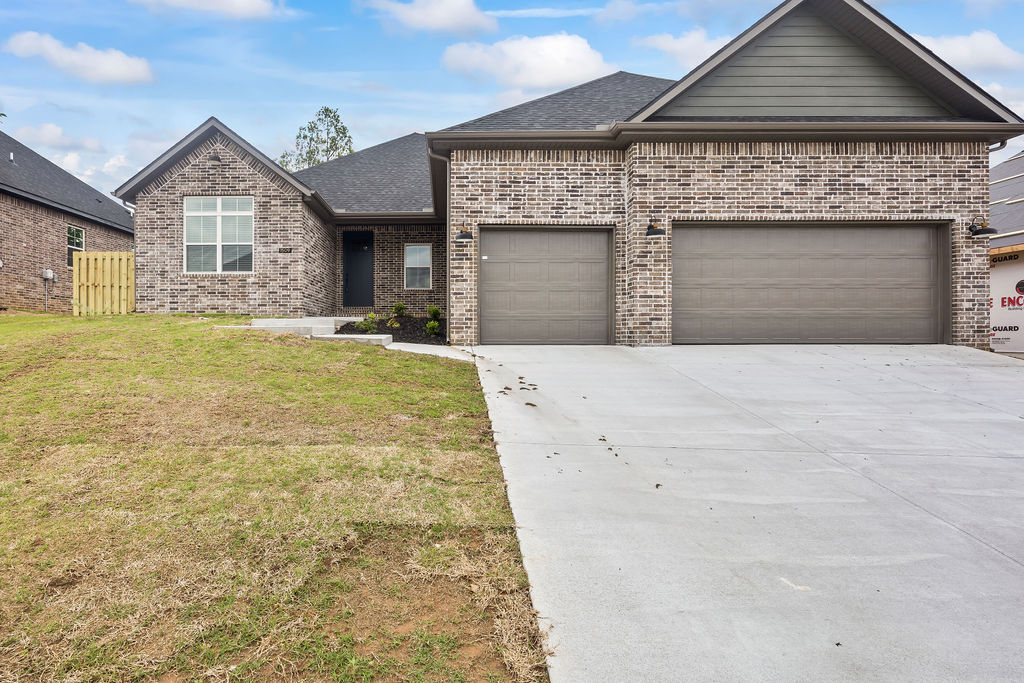 Veneto - Residential Lease