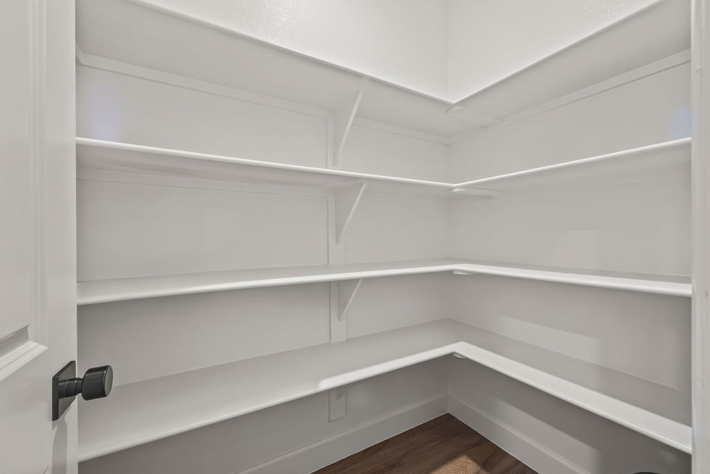 Veneto - Residential Lease