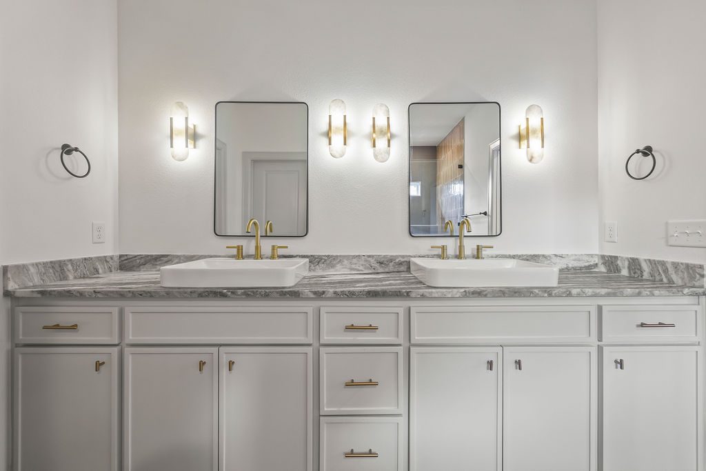 Veneto - Residential Lease