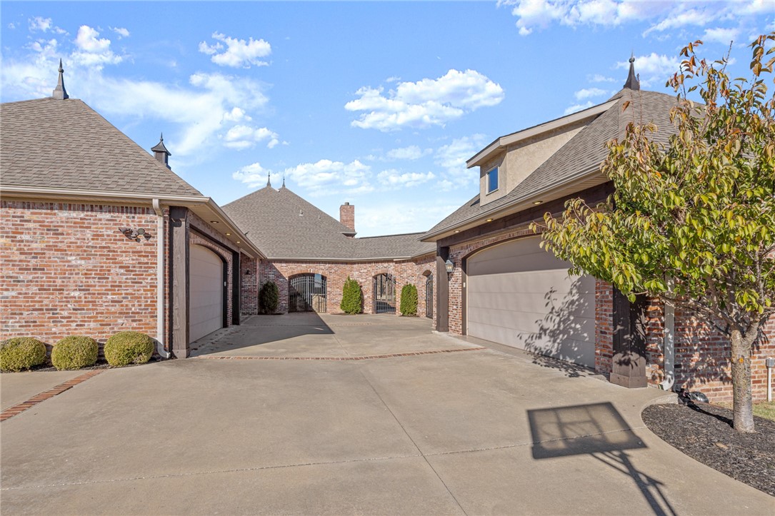 St Valery Downs Sub Cave Spgs - Residential