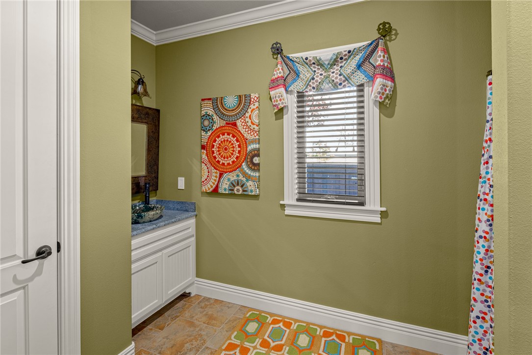 St Valery Downs Sub Cave Spgs - Residential