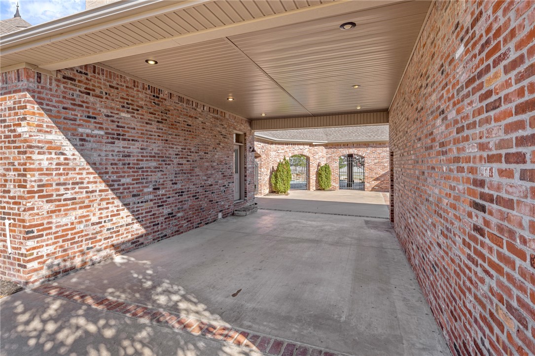 St Valery Downs Sub Cave Spgs - Residential