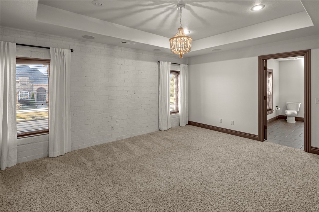 St Valery Downs Sub Cave Spgs - Residential