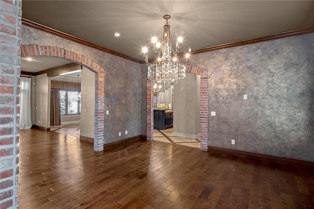 St Valery Downs Sub Cave Spgs - Residential