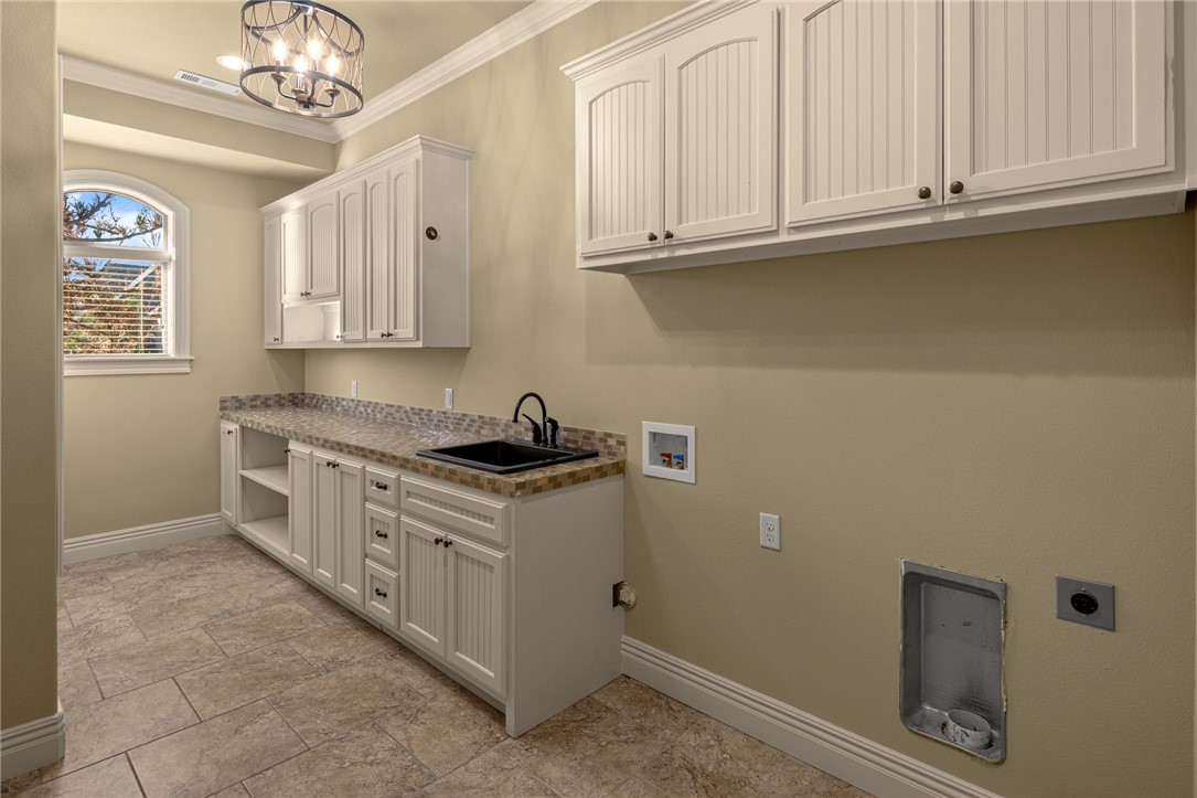 St Valery Downs Sub Cave Spgs - Residential