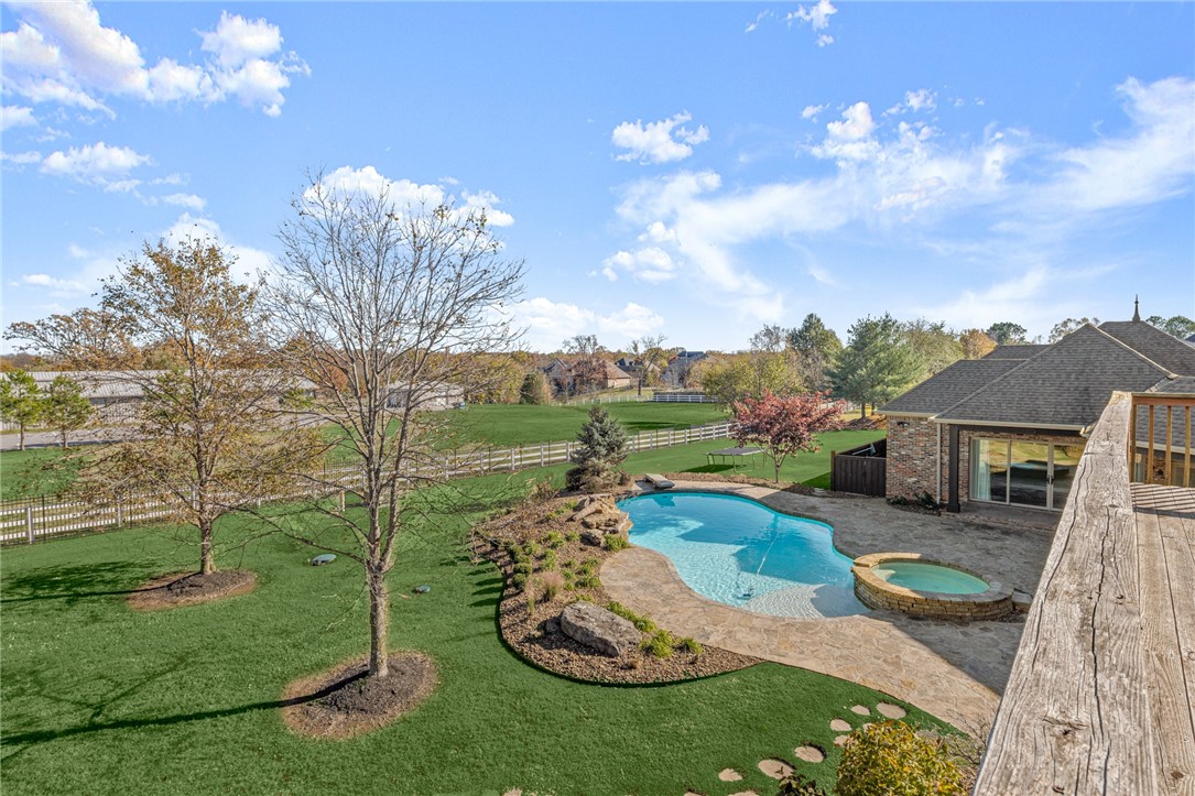 St Valery Downs Sub Cave Spgs - Residential