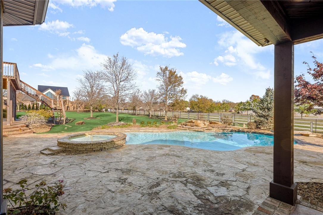 St Valery Downs Sub Cave Spgs - Residential