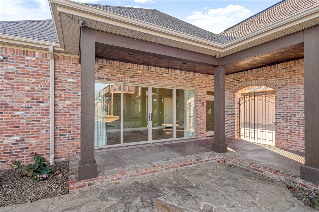 St Valery Downs Sub Cave Spgs - Residential