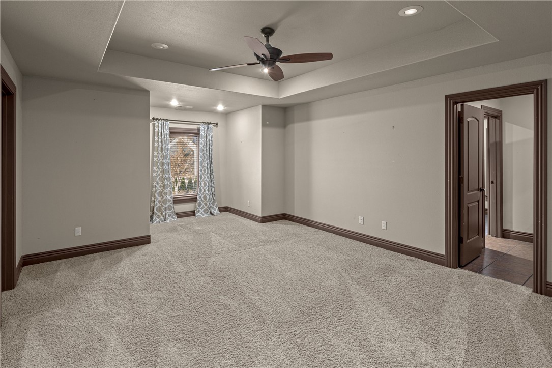 St Valery Downs Sub Cave Spgs - Residential