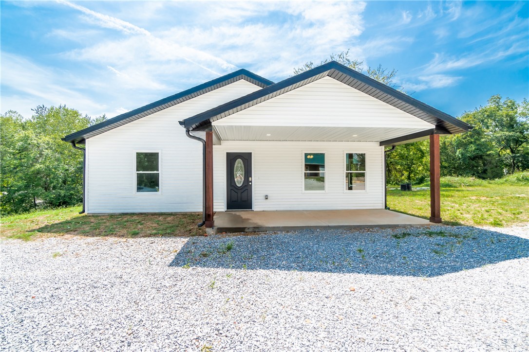 Photo 1 of 14 — 807 Jesse James Road, Pineville, MO 64856