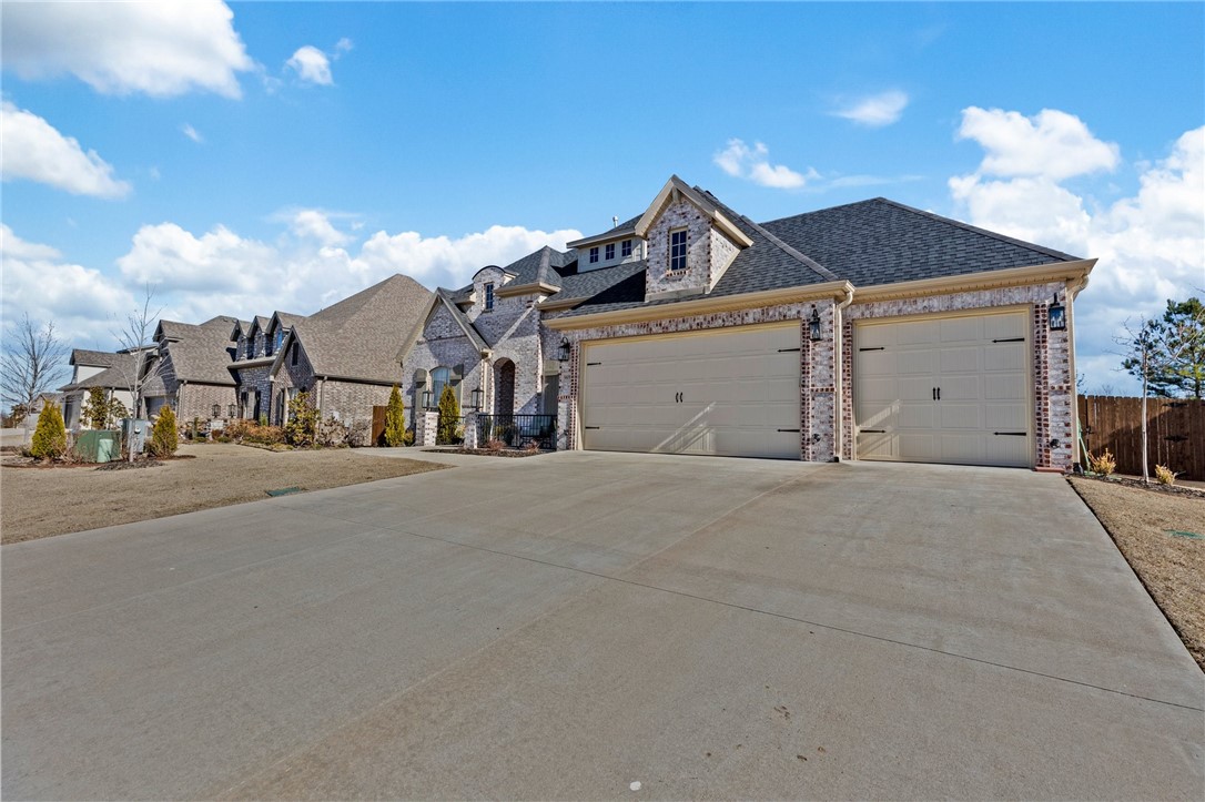 Savannah Estates Rogers - Residential