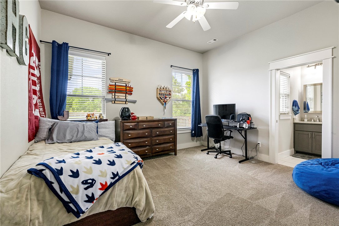 Waterford Estates At Hissom Ranch - Residential