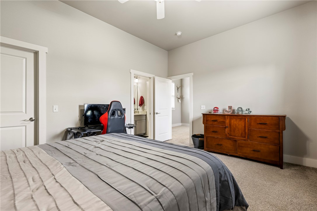 Waterford Estates At Hissom Ranch - Residential