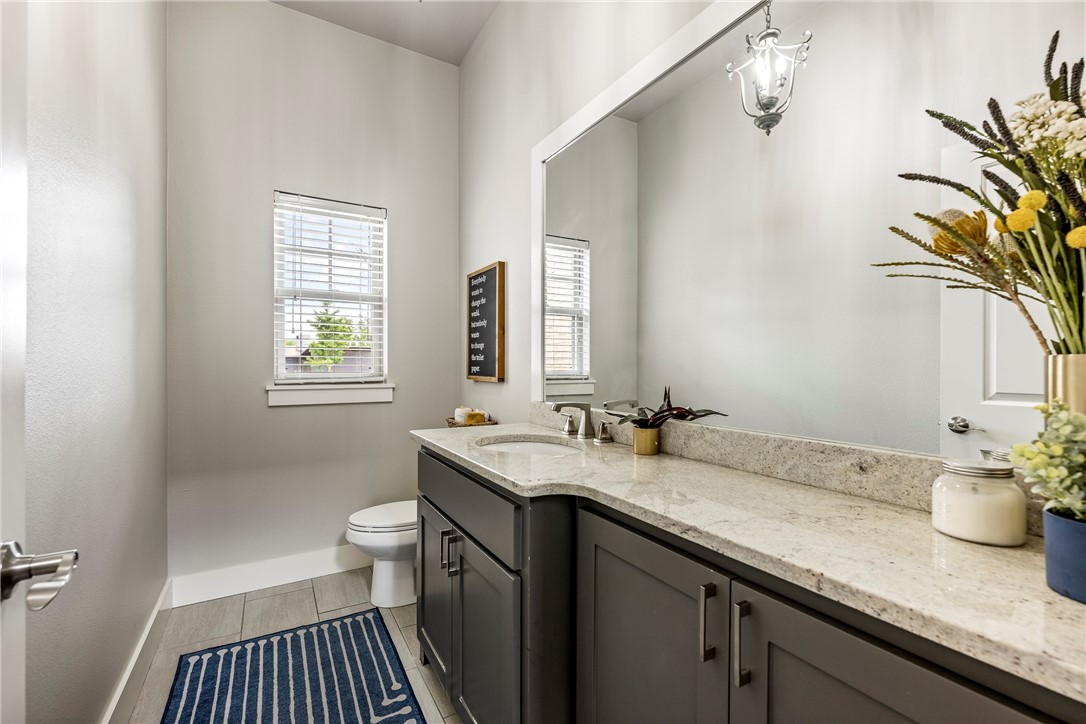 Waterford Estates At Hissom Ranch - Residential