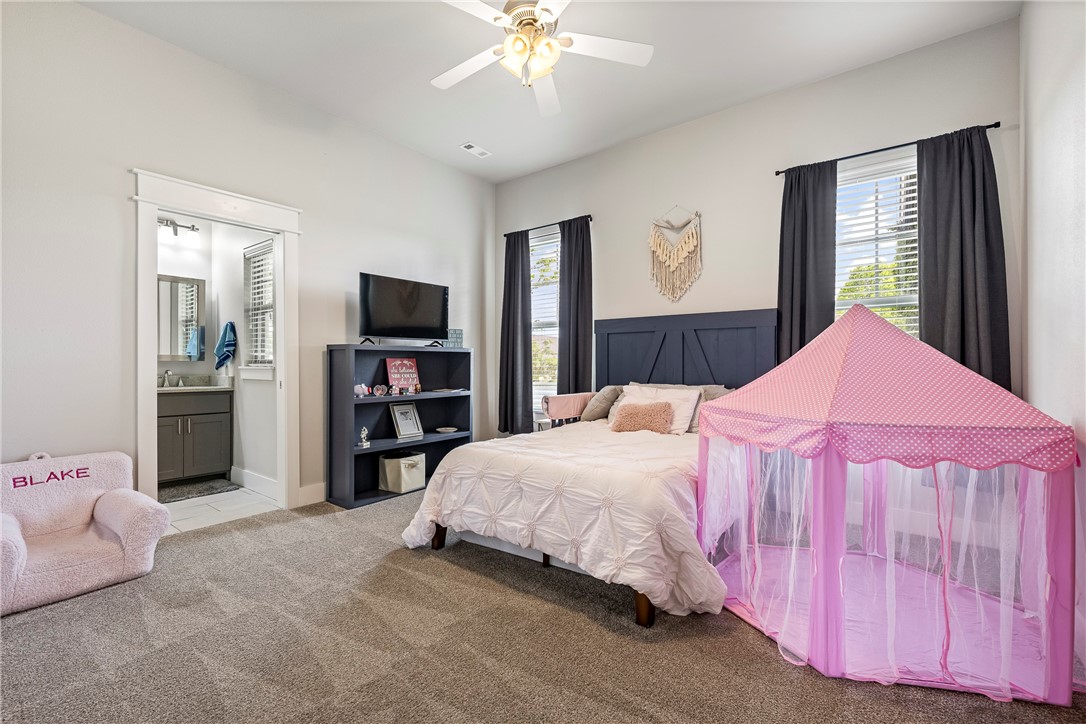 Waterford Estates At Hissom Ranch - Residential