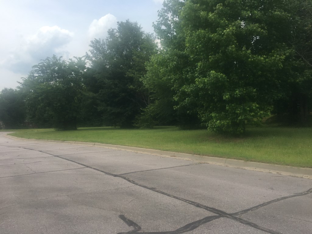 Wonderful commercial property on Highway 71 N, approx. 1/4 mile from I-40.