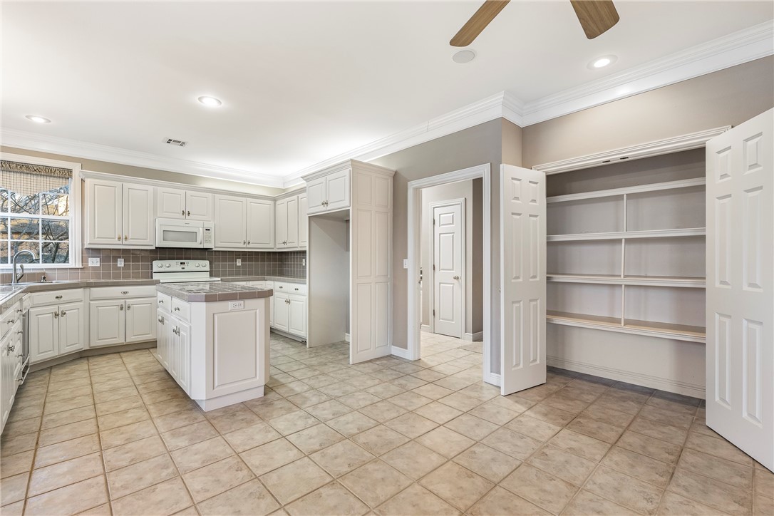 Stonehenge Ph I Bentonville - Residential