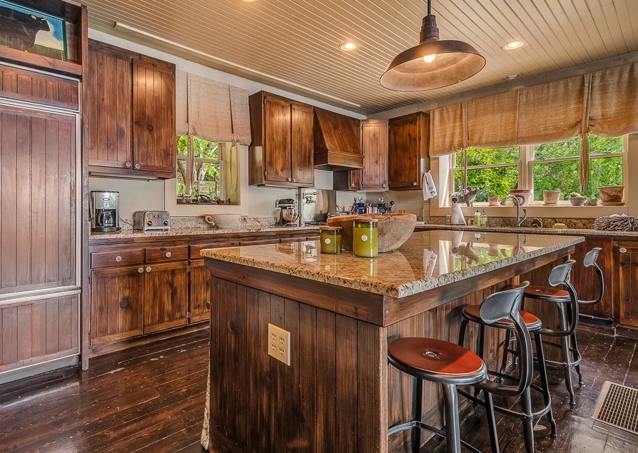 Bluff Shores - Residential