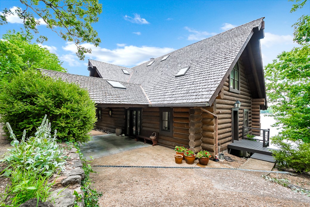 Bluff Shores - Residential