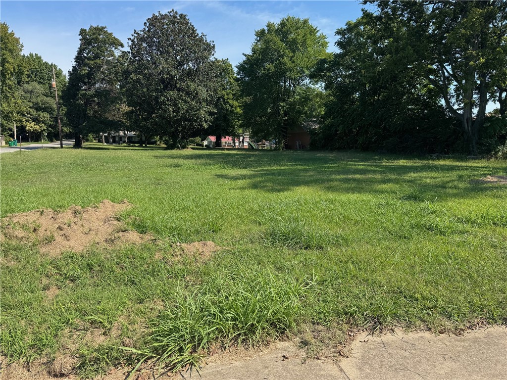 Farmington Original - Land