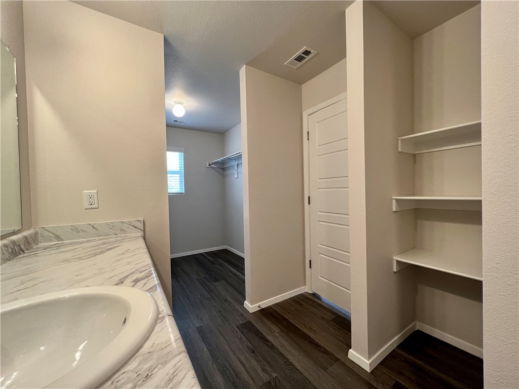 Prairie View Sub - Residential Lease