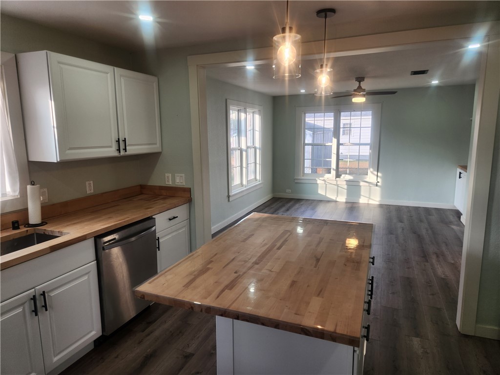 Hayes second addition - Residential Lease
